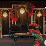 Black & Red Luxury Wedding Stage Décor