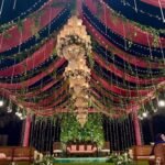 Grand Marquee Wedding Décor – Luxury Floral & Chandeliers