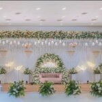 Luxury White & Pastel Wedding Stage Décor