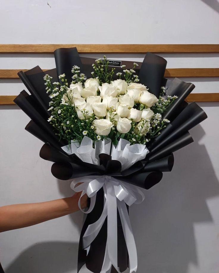 WhatsApp Image 2026-05-28 at 12.55.01 AM Luxury White Rose Bouquet - Image 1