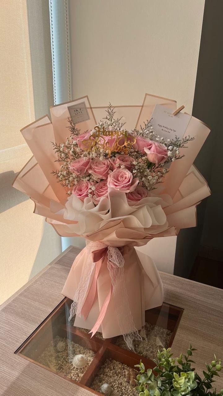 WhatsApp Image 2026-05-28 at 12.55.28 AM Luxury Pink Rose Bouquet - Image 1